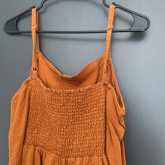 Rust colored jumpsuit - Picture 4 of 5